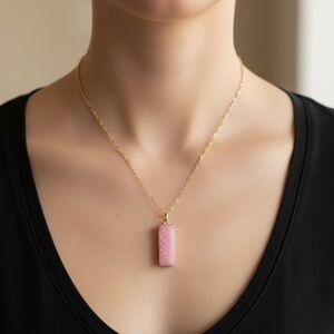 Elegant Pink Pendant Necklace